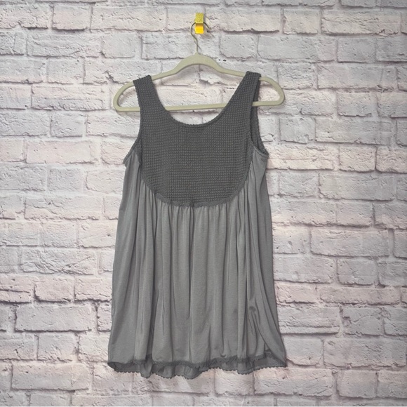 Oversized Tank Top - Picture 5 of 9